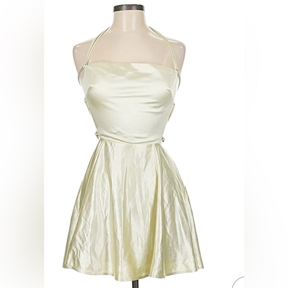Lucy in the Sky Strapless Cream Dress